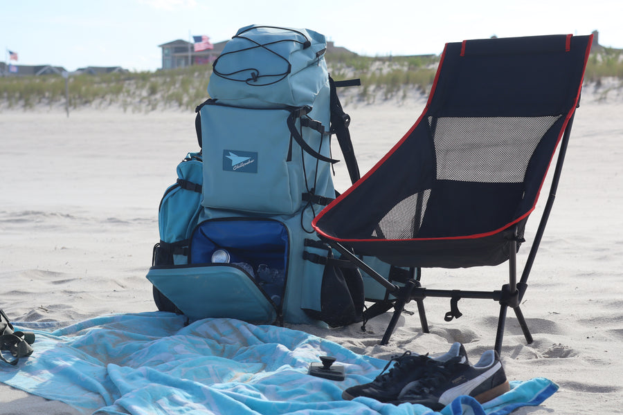 Chillseeker backpack cooler on the beach